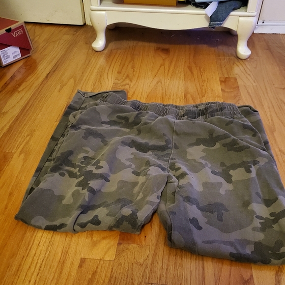 Zara Camo Sweatpants - Picture 2 of 16